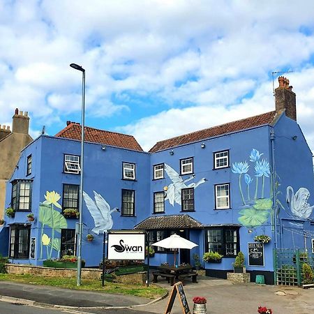 The Swan Hotel 앨몬즈버리 외부 사진